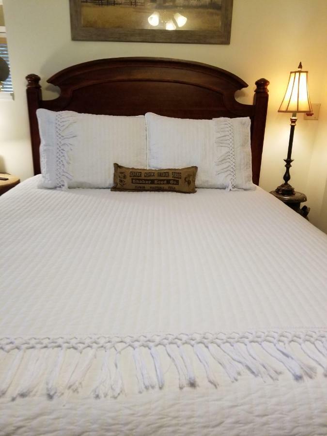 Waters Run Guest House & Suite Bittinger Buitenkant foto